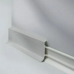 Auslauf 🤩 BAUHAUS LOGOCLIC Klemmsockelleiste KSL Grau, 2,5 M X 18,5 Mm X 60 Mm 🔔