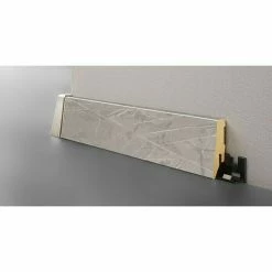 Aktion 🎁 BAUHAUS LOGOCLIC Sockelleiste K58 C Foundation 2,6 M X 18 Mm X 58 Mm, Gerade ✨