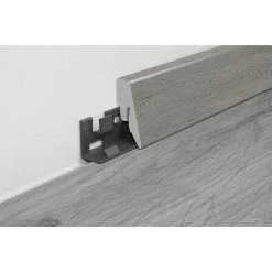 Coupon 🔔 BAUHAUS LOGOCLIC Sockelleiste K40 C Eiche Colmar 2,6 M X 19 Mm X 40 Mm, Gerade 🧨