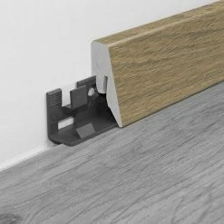 Blitzangebot 😉 BAUHAUS LOGOCLIC Sockelleiste K40 C Eiche Cortona 2,6 M X 19 Mm X 40 Mm, Gerade 🧨