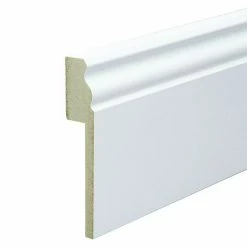 Auslauf ⌛ BAUHAUS Sockelleiste Weiß, 2,4 M X 19 Mm X 100 Mm, Profiliert ✨