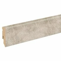 Großhandel 🥰 BAUHAUS Profiles And More Sockelleiste KU51L Eiche Monza Grau 2,4 M X 15 Mm X 50 Mm, Gerade 😀