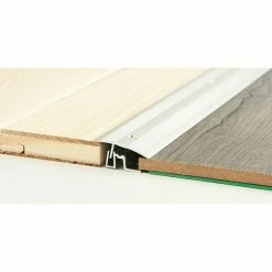 Aktion 🥰 BAUHAUS LOGOCLIC Übergangsprofil 401 Silber, 0,9 M X 38 Mm, Montageart: Schrauben 🔔