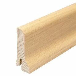 Brandneu ⌛ BAUHAUS Sockelleiste Eiche Hell 2,4 M X 2,1 Cm X 6 Cm 🤩