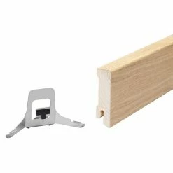 Angebote ✔️ BAUHAUS Profiles And More Sockelleiste Eiche Hell 2,4 M X 1,6 Cm X 5,8 Cm ✔️ -Bodenverlegebedarf Verkäufe 12 677