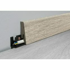 Billig 🌟 BAUHAUS LOGOCLIC Aquaprotect Sockelleiste K58 Nature Oak 2,6 M X 18 Mm X 58 Mm, Gerade 👏